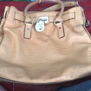 Micheal Kors Handbag